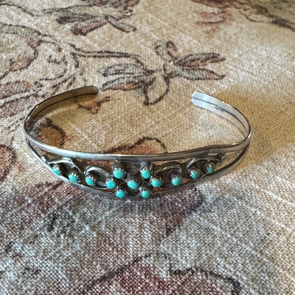 Vintage Turquoise Floral Silver Bracelet